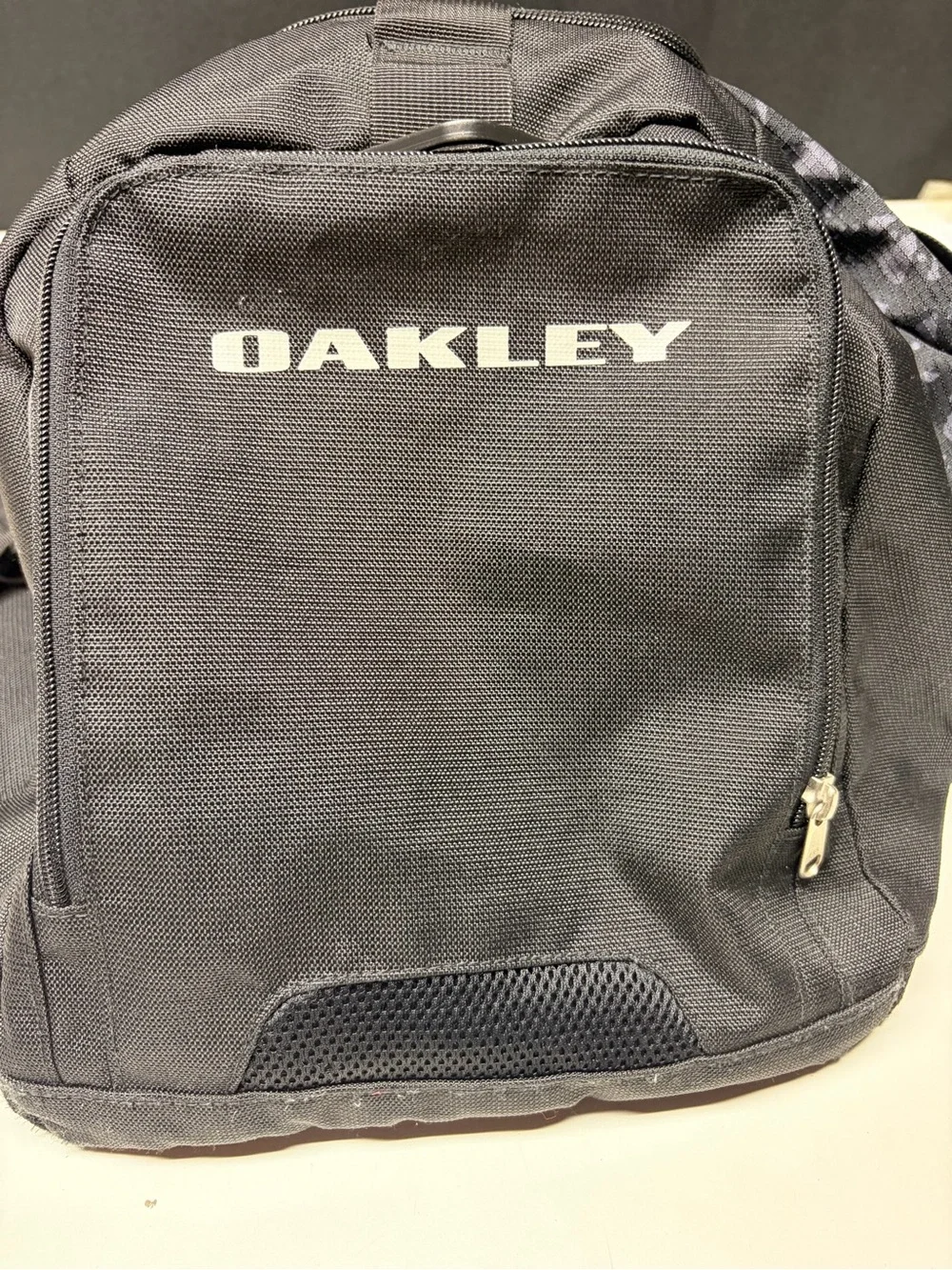 Oakley Gym to Street duffle bag 55L